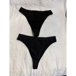 NWOT Vintage Maidenform Thong 2-Pack – Black – Size S/6